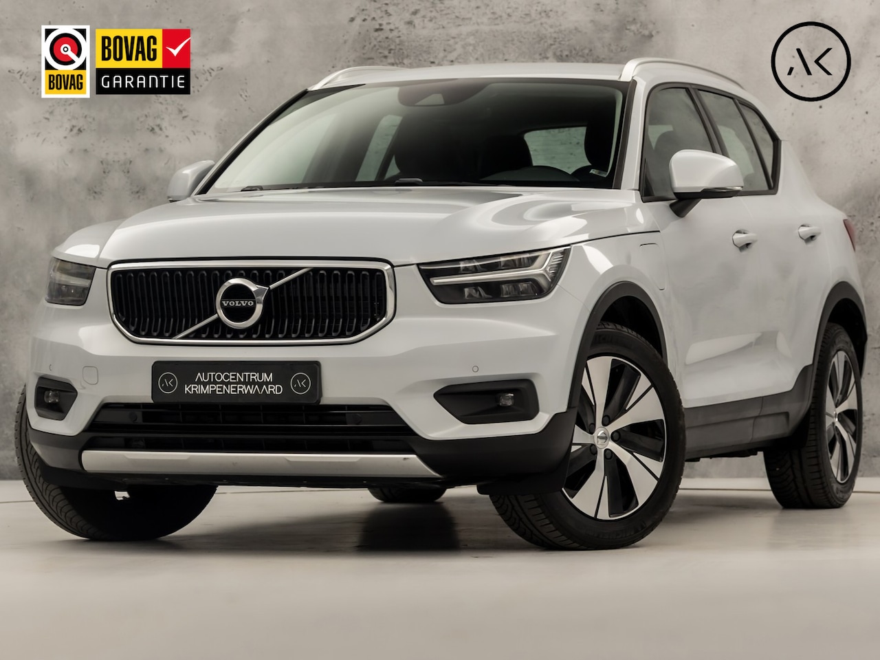 Volvo XC40 - 1.5 T5 Recharge Inscription 262Pk Automaat (APPLE CARPLAY, GROOT NAVI, LEDER, CAMERA, SPOR - AutoWereld.nl