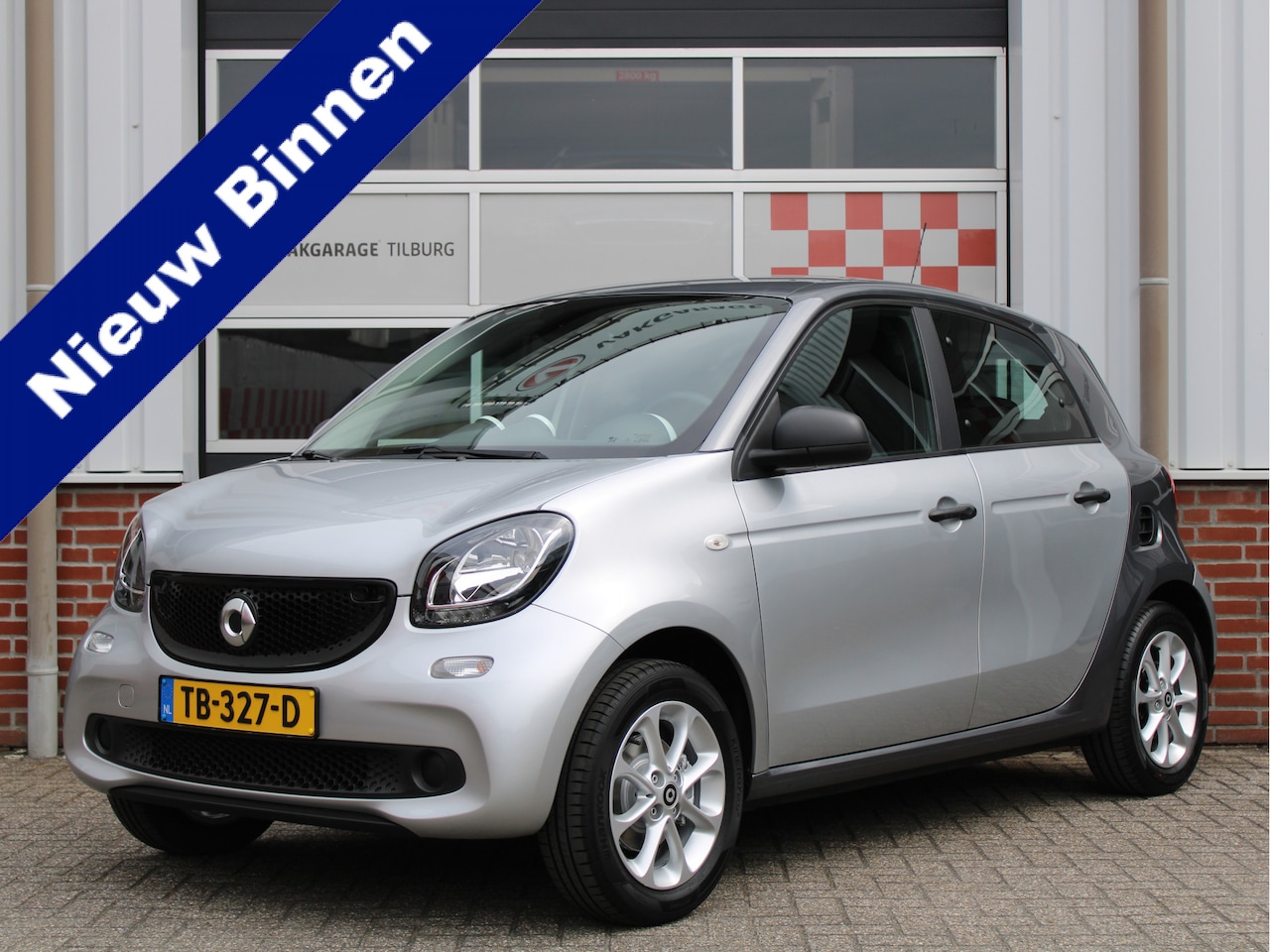 Smart Forfour - 1.0 Business Solution /Climate/Cruise control/15'LM/Bluetooth/LED/ISOFIX/CV/NAP! 2e eig! - AutoWereld.nl