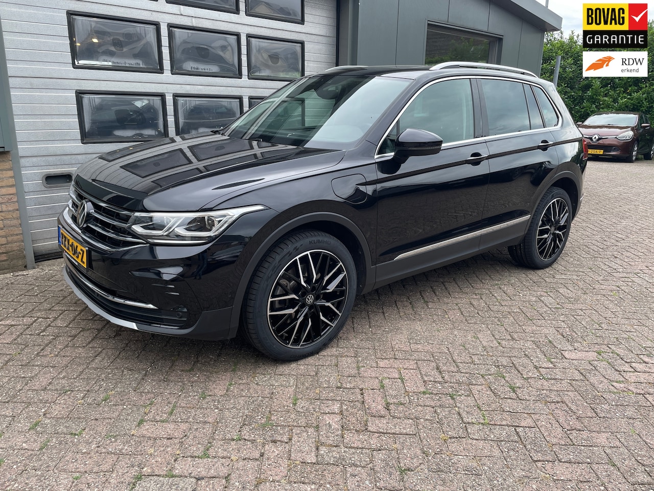 Volkswagen Tiguan - 1.4 TSI eHybrid R-Line Business 1.4 TSI eHybrid R-Line Business+ - AutoWereld.nl
