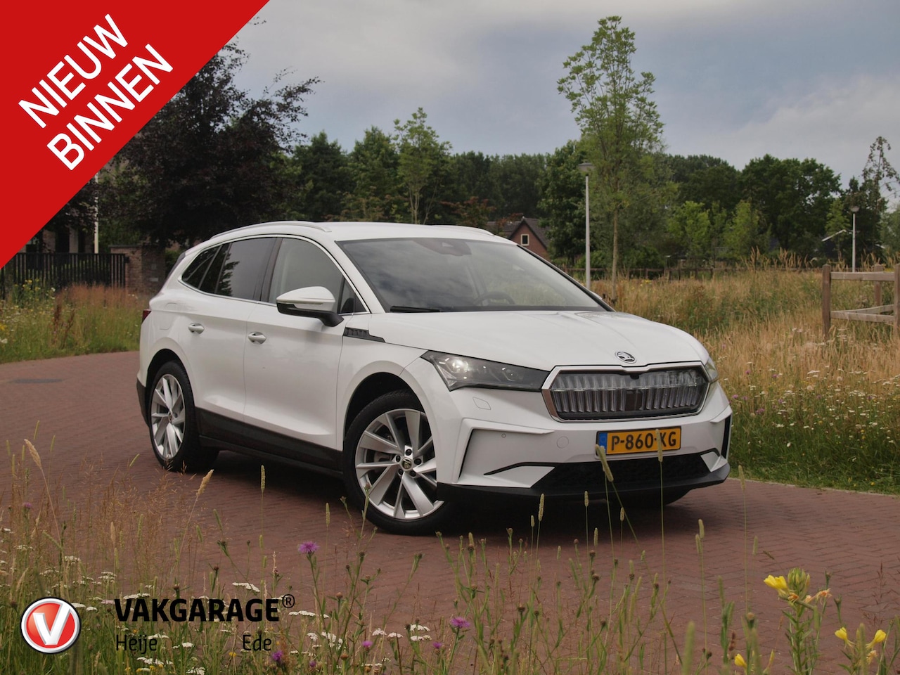 Skoda Enyaq iV - 80 | Camera | Trekhaak | ACC | Sfeerverlichting | Matrix-LED Leer | - AutoWereld.nl