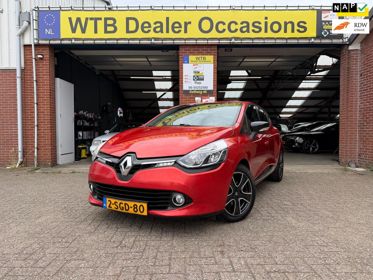 Renault Clio - 0.9 TCe Expression 0.9 TCe Expression, Airco, Navi, Dealer ond.h., Cruise contr. Start/Stop systeem, Keyless - AutoWereld.nl