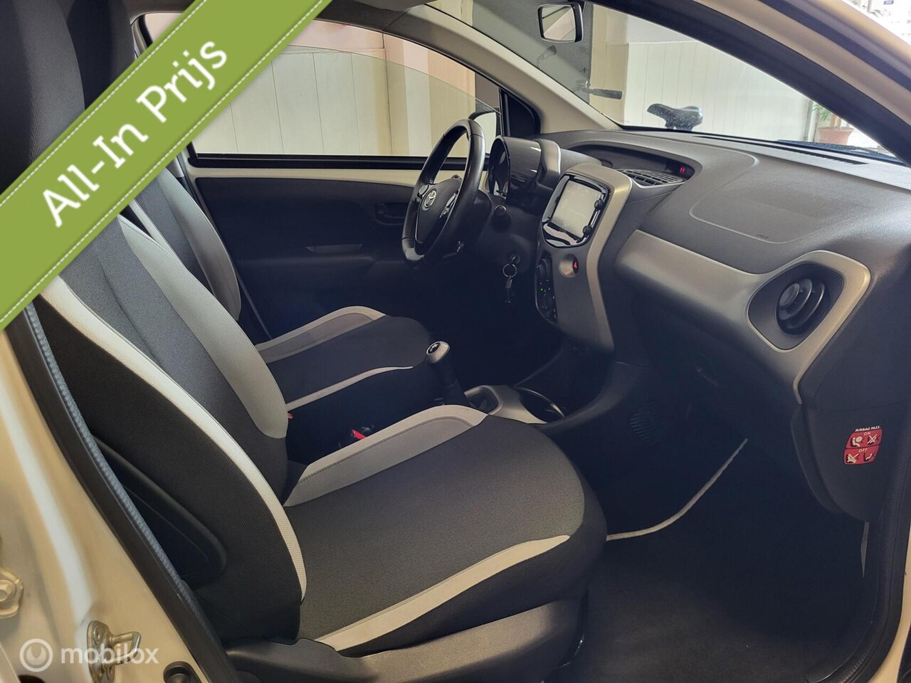 Toyota Aygo - 1.0 VVT-i x-play *NL, 1e EIG, CAMERA, RIJKLAARPRIJS!*