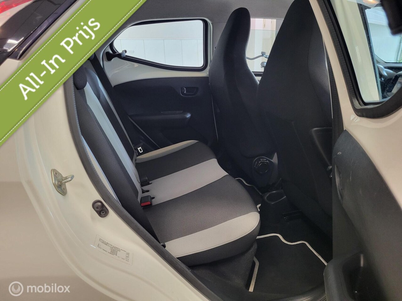 Toyota Aygo - 1.0 VVT-i x-play *NL, 1e EIG, CAMERA, RIJKLAARPRIJS!*