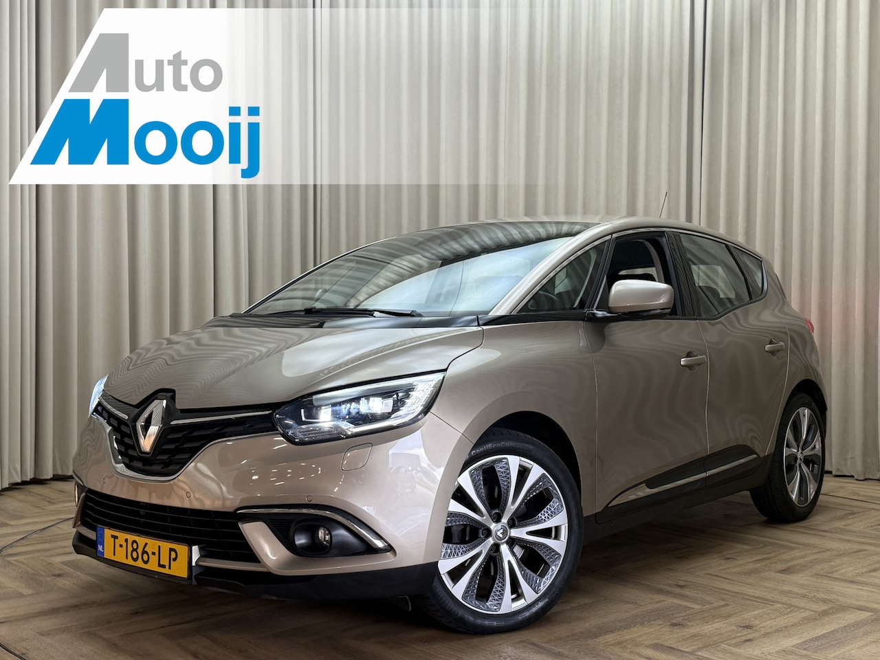 Renault Scénic - 1.2 TCe Intens Stoelmassage / Stoelverwarming / 1/2 Leder / Head-Up Display / Cruise / Nav - AutoWereld.nl