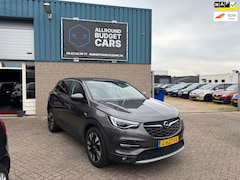 Opel Grandland X - 1.2 Turbo Business Executive
