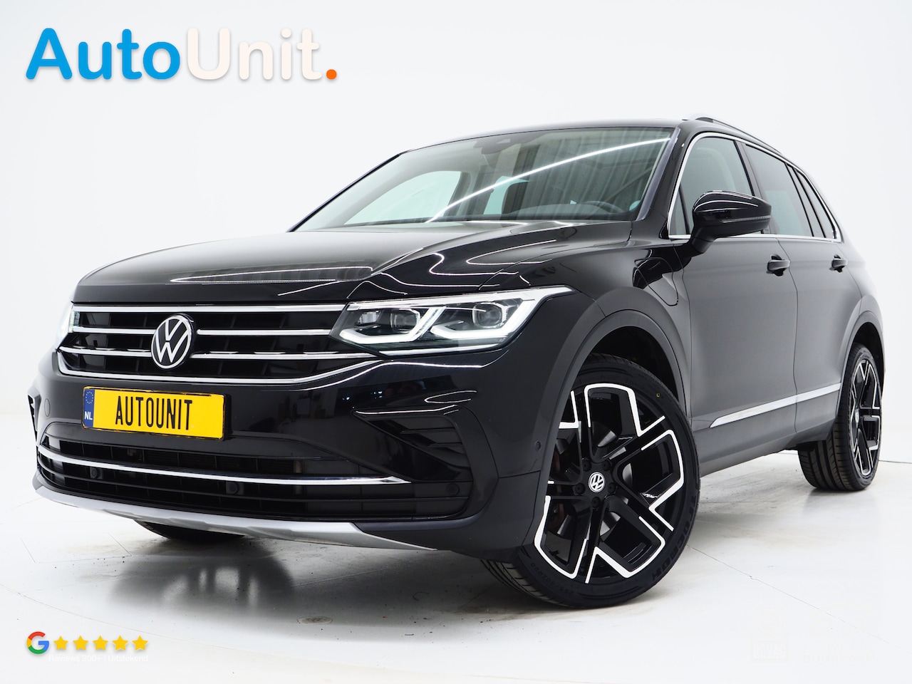Volkswagen Tiguan - 1.4 TSI eHybrid Elegance | Panoramadak | Trekhaak | Camera | Keyless | Adaptive Cruise | V - AutoWereld.nl