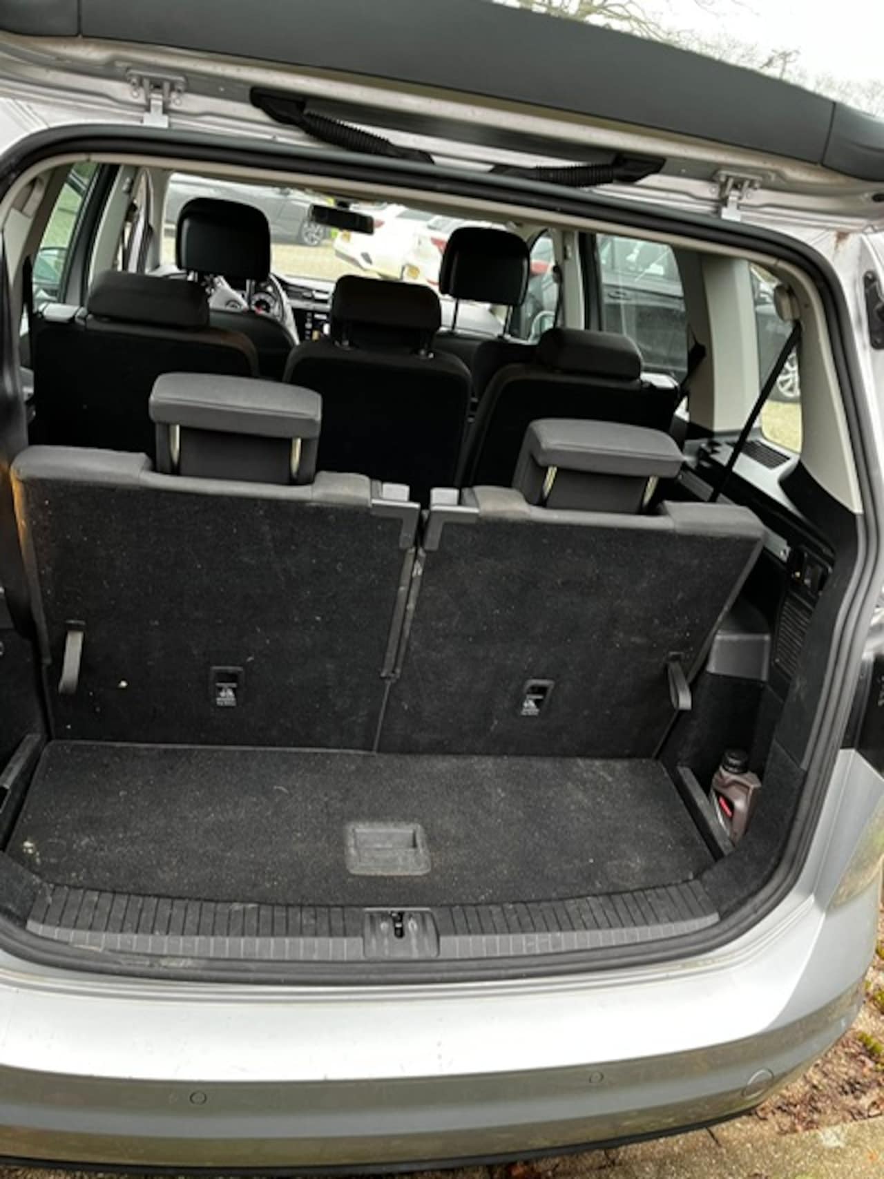 Volkswagen Touran - 1.5 TSI Comfortline 7 persoons uitvoering! - AutoWereld.nl