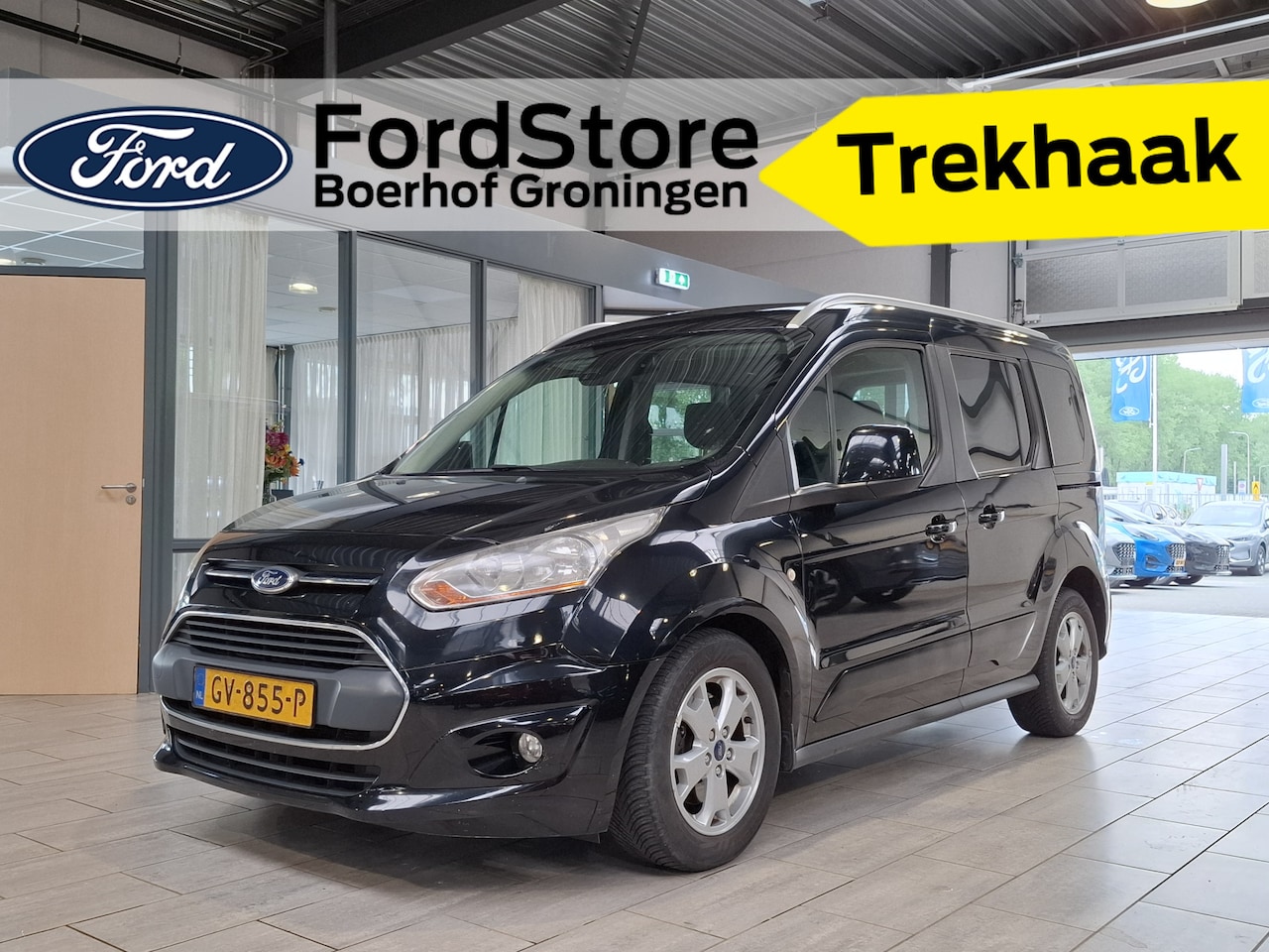 Ford Tourneo Connect Compact - EcoBoost 100 pk Titanium | Trekhaak | Pano | Voorruitvew. | 4 seiz. banden | Parkeersens. - AutoWereld.nl