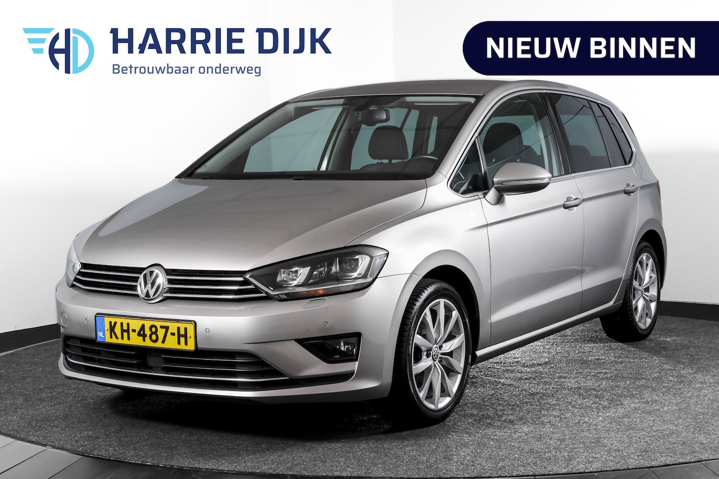 Volkswagen Golf Sportsvan - 1.4 TSI 125 PK Highline 125 PK - Automaat | Adapt. Cruise | Stoelverw. | Trekhaak Inklapba - AutoWereld.nl