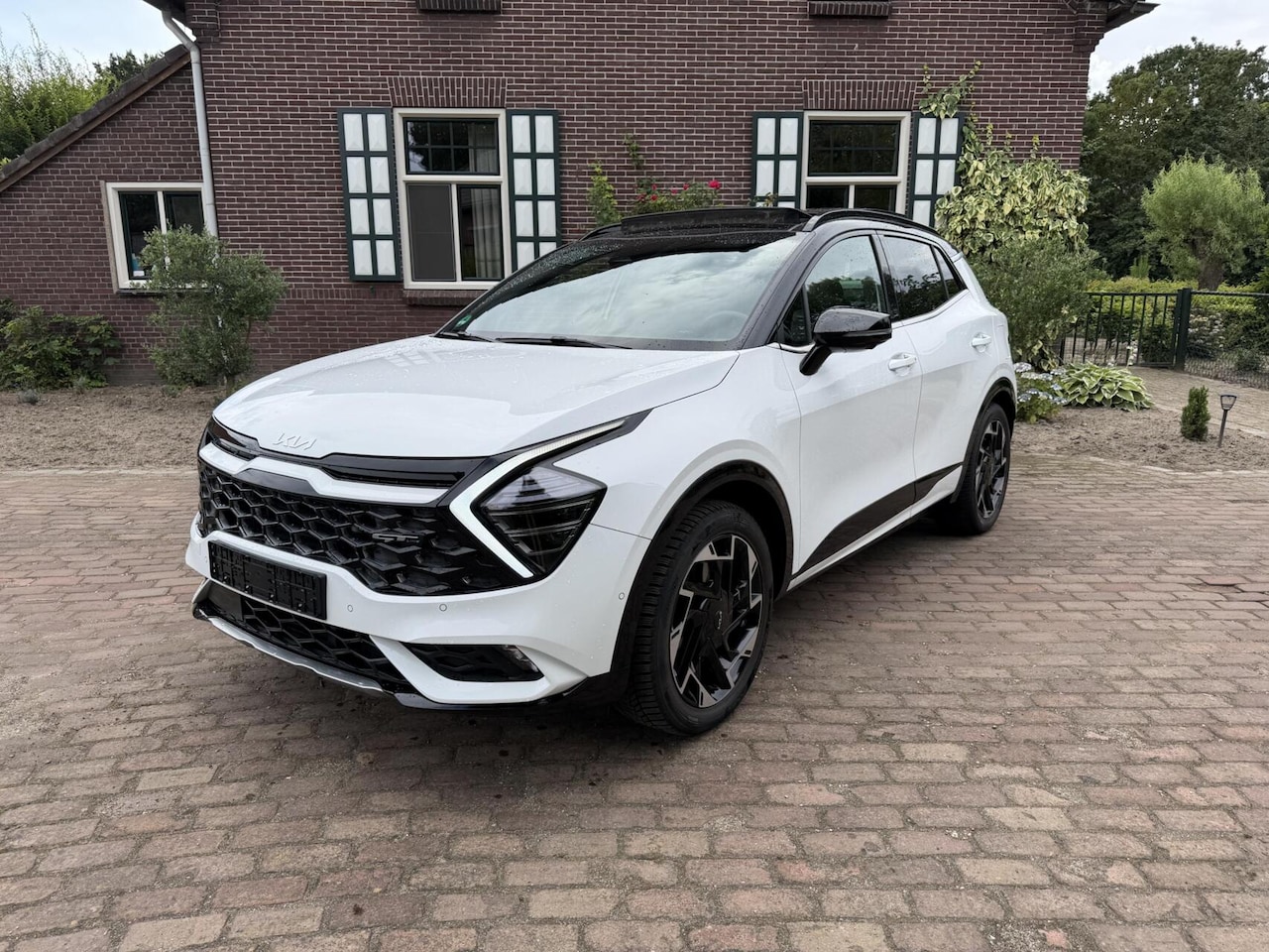 Kia Sportage - 1.6 T-GDi Plug-in Hybrid AWD GT-PlusLine Pano| Trekhaak| 360 Camera - AutoWereld.nl