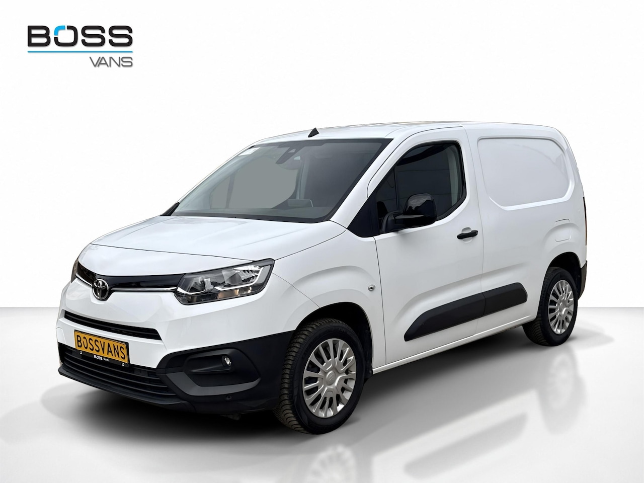 Toyota ProAce City - 1.2T 110 PK Benzine! L1H1 Navigatie Climate control Camera Carplay Cruise control Parkeers - AutoWereld.nl
