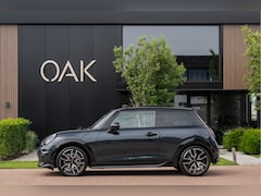 MINI 3-Deurs - 2.0 Cooper S John Cooper Works XL | Panorama | Leder | Memory | 18"LM | Legend Grey
