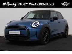 MINI Cooper - Hatchback Classic Automaat / Panoramadak / Sportstoelen / LED / Getint glas / 17 inch LM T