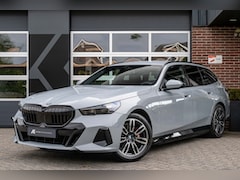 BMW 5-serie Touring - 530e xDrive M Sport Pro | Driving Ass. + | Trekhaak | Harman/Kardon | Stuurverwarming |