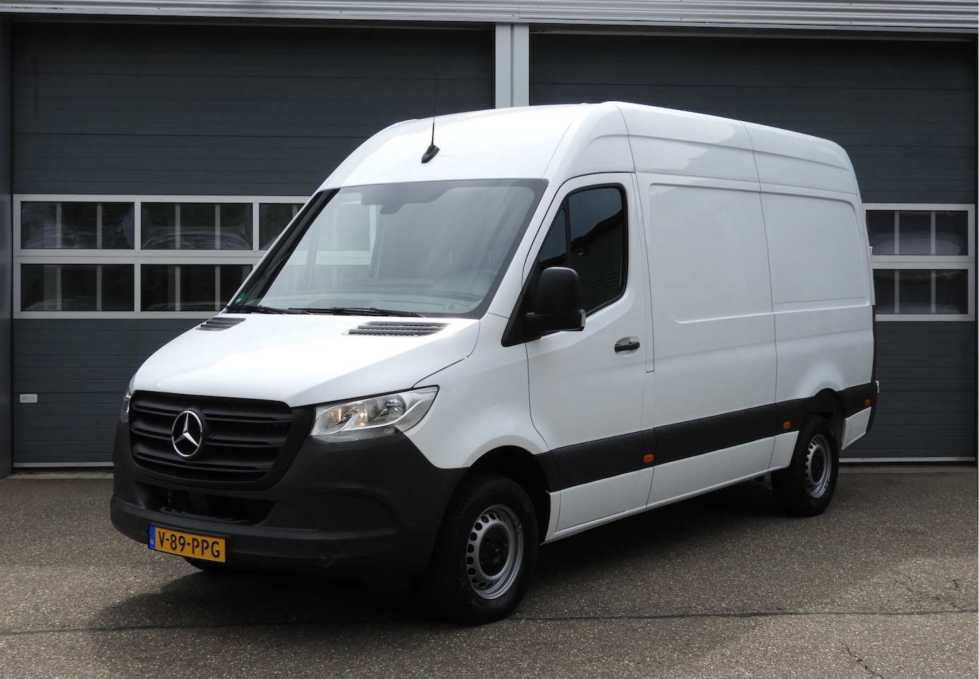 Mercedes-Benz Sprinter - 315 1.9 CDI L2H2 AUT | 3.5t TREKHAAK | CAMERA | MBUX | CRUISE - AutoWereld.nl