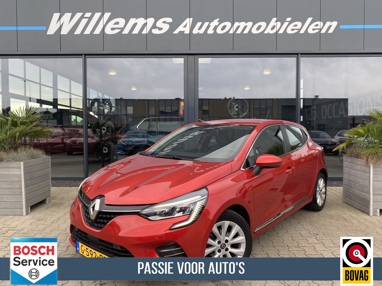 Renault Clio - 1.0 TCe Intens Cruise Control, Climate Control & Navigatie - AutoWereld.nl