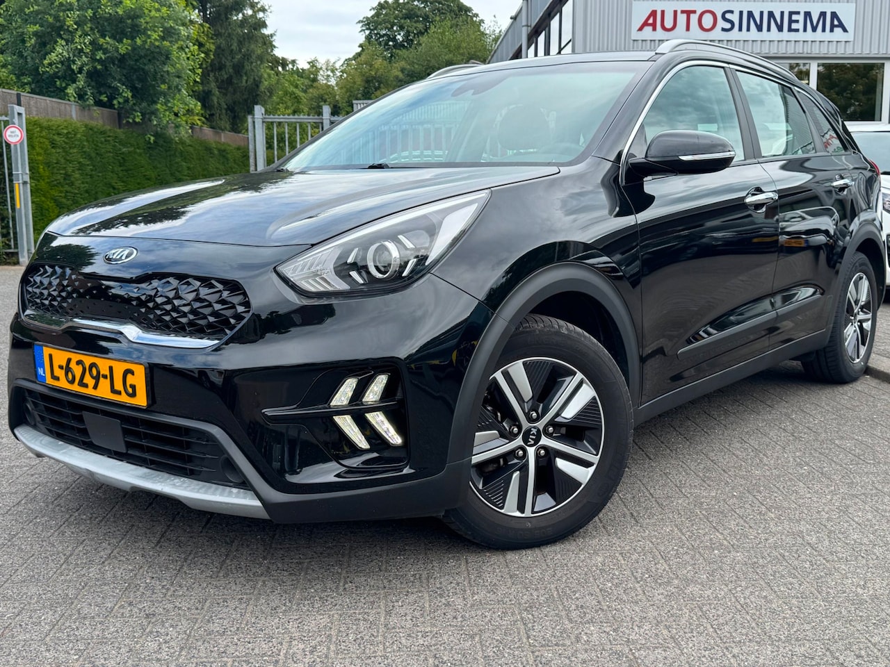 Kia Niro - 1.6 GDi Hybrid DynamicLine | Trekhaak | 1e eigenaar | Volledig onderhouden | - AutoWereld.nl
