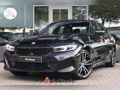 BMW 3-serie - (g20) 320e M-Sport 204pk SoH 96% | Sfeer | Camera | Pano | Trekhaak | Adaptive LED | Cruis