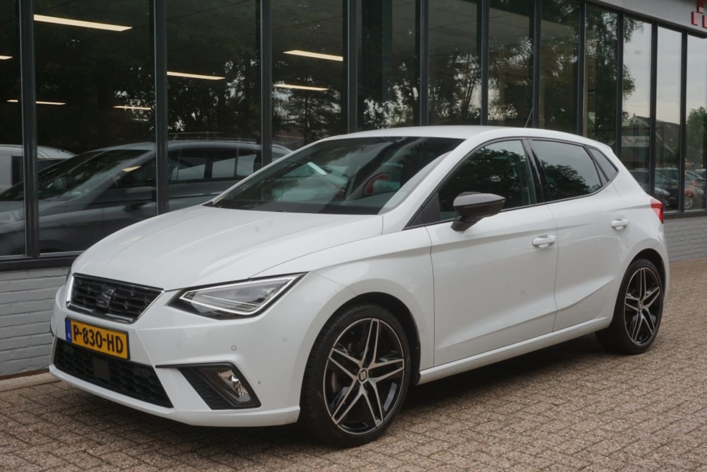 SEAT Ibiza - 1.0 EcoTSI FR Camera/App-Connect! - AutoWereld.nl