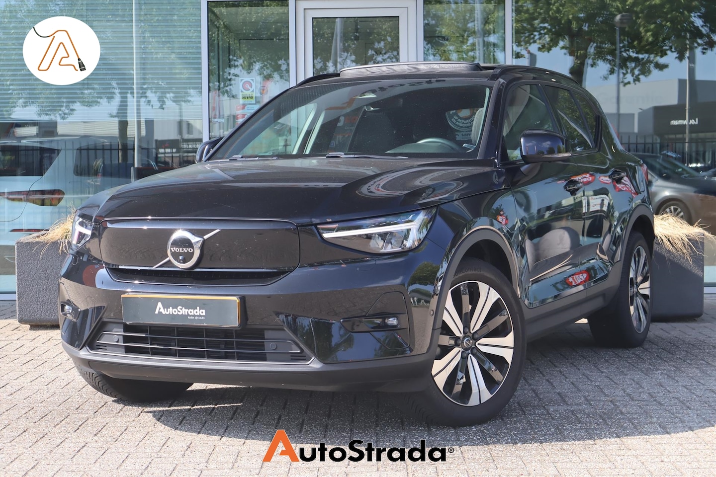 Volvo XC40 - Recharge Twin Pure Electric 231pk | Camera | Virtual | Pano | Keyless | Cruise | Climate | - AutoWereld.nl