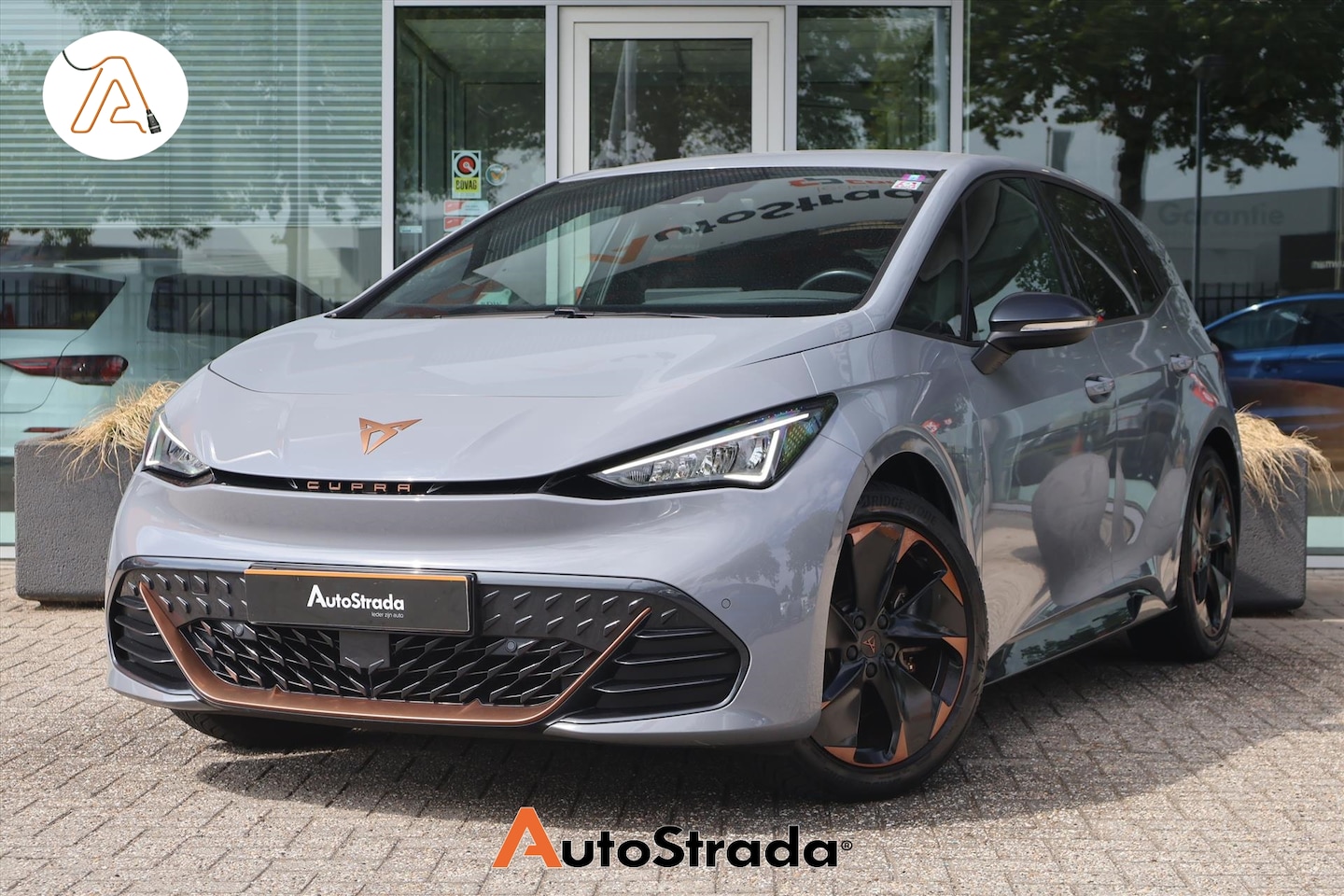 CUPRA Born - 62 kWh Adrenaline One 204pk | Camera | Navigatie | Virtual | Carplay | Stoelverwarming | C - AutoWereld.nl