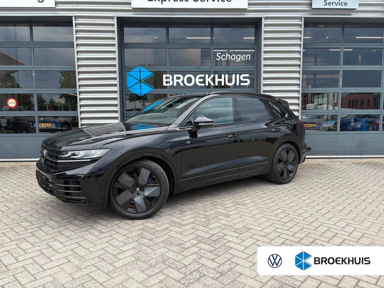 Volkswagen Touareg - 3.0 TSI eHybrid 462 pk 4 Motion R | Trekhaak wegklapbaar | Luchtvering | Elektrische geheu - AutoWereld.nl