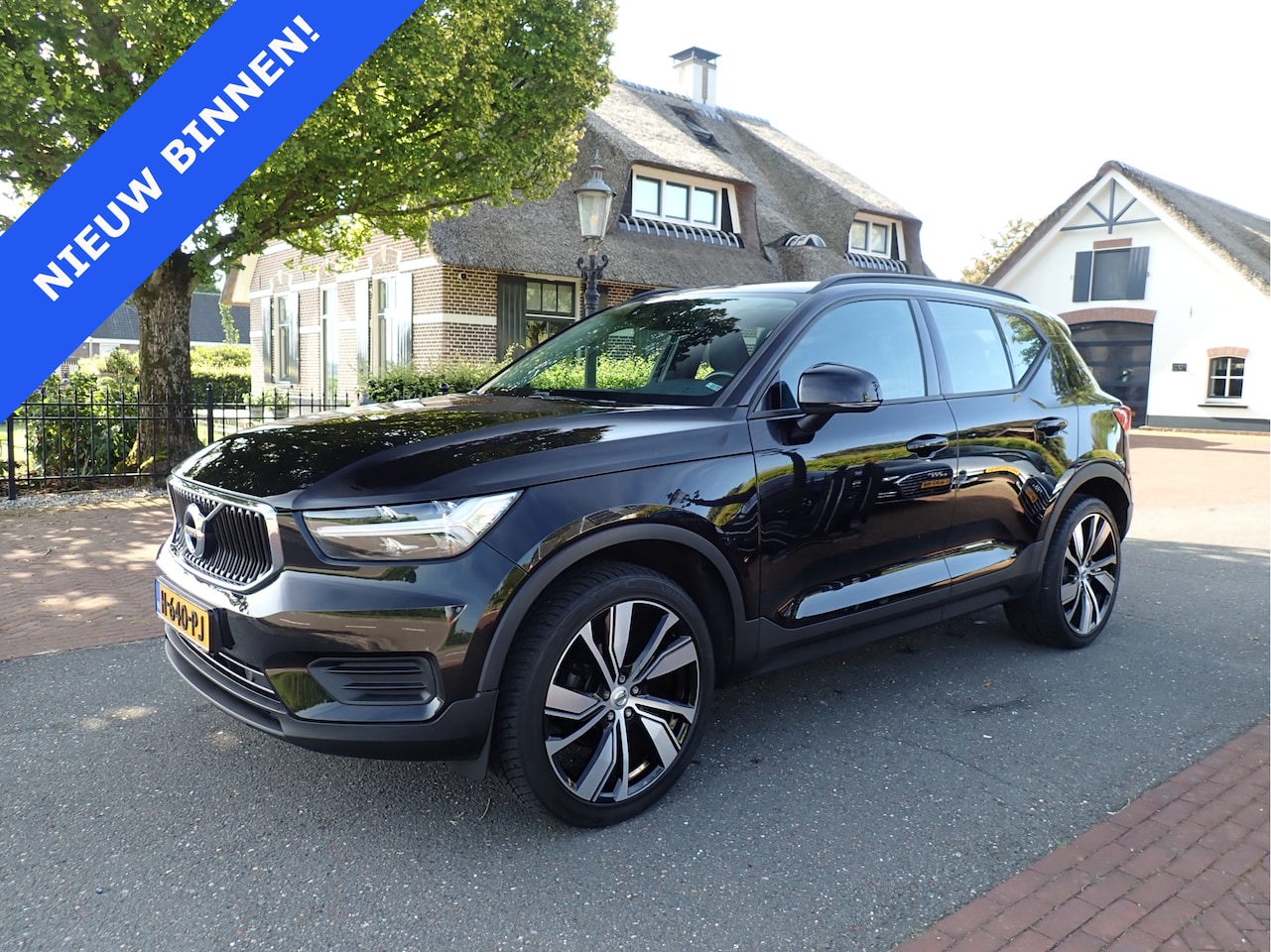 Volvo XC40 - 1.5 T3 / INKLAPBARE TREKHAAK / CRUISE / BLUETOOTH - AutoWereld.nl
