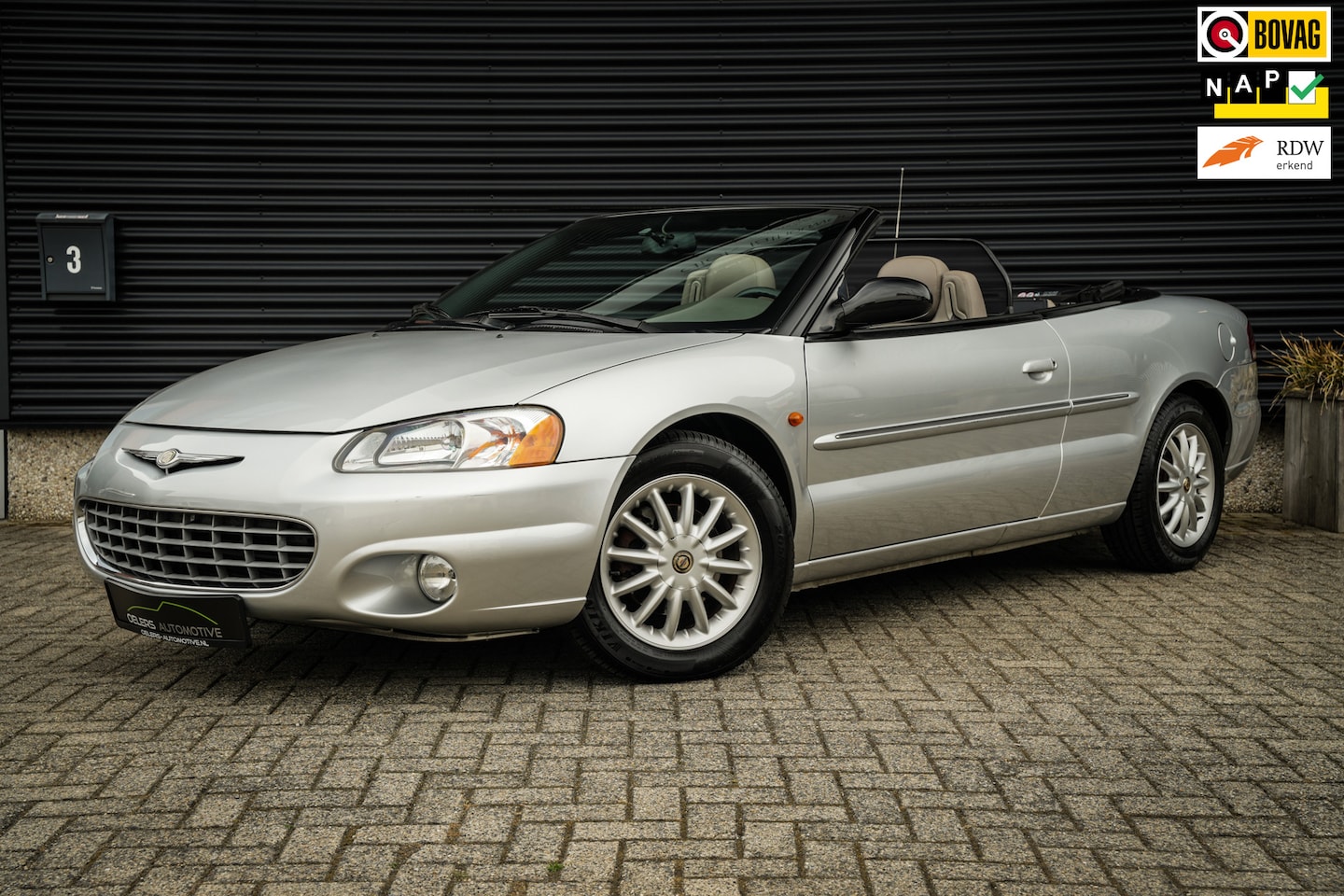 Chrysler Sebring Cabrio - 2.7i-V6 24V LX Convertible | Uniek | Org. NL | Airco | Leder | Metalic | Elektrische kap | - AutoWereld.nl