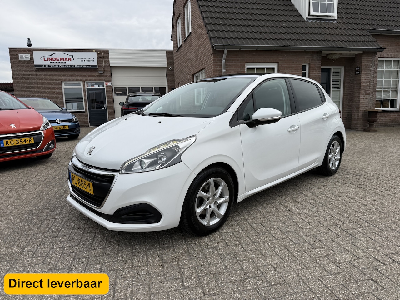 Peugeot 208 - 1.6 BlueHDi Panoramadak Clima Cruisecontr. LED - AutoWereld.nl