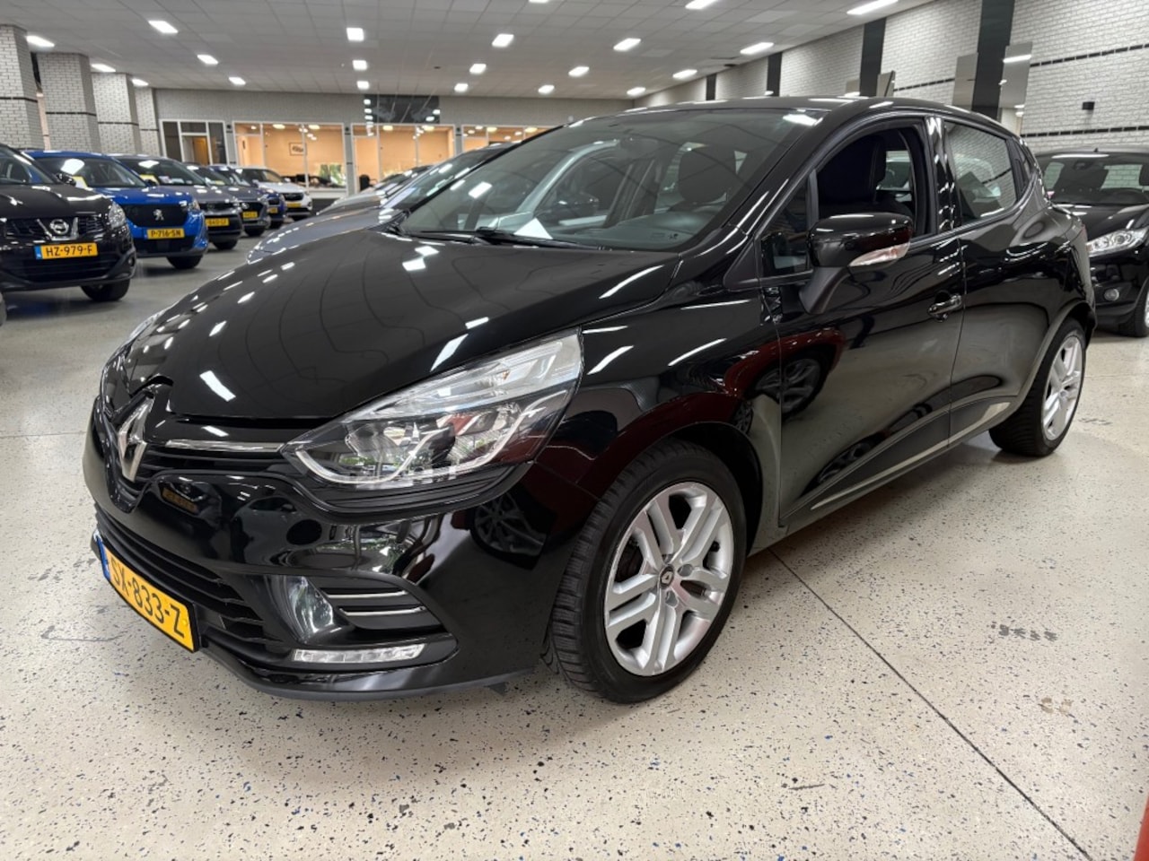 Renault Clio - TCE Navigatie Multimedia Airco NAP NL auto - AutoWereld.nl