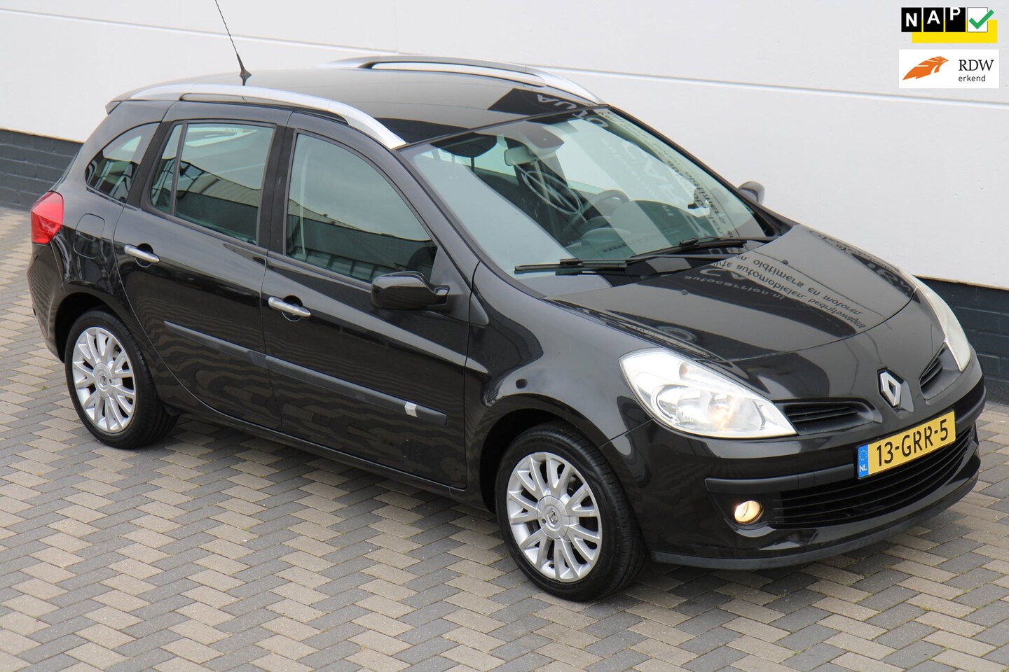 Renault Clio Estate - 1.6-16V Dynamique Navi Trekhaak Airco NAP!! - AutoWereld.nl