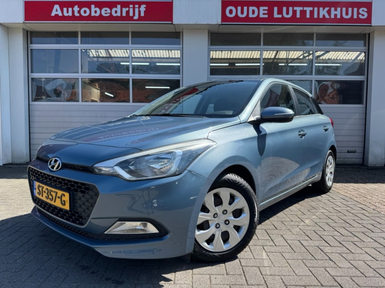 Hyundai i20 - 1.2 LP i-Drive 5-Deurs Airco Trekhaak - AutoWereld.nl