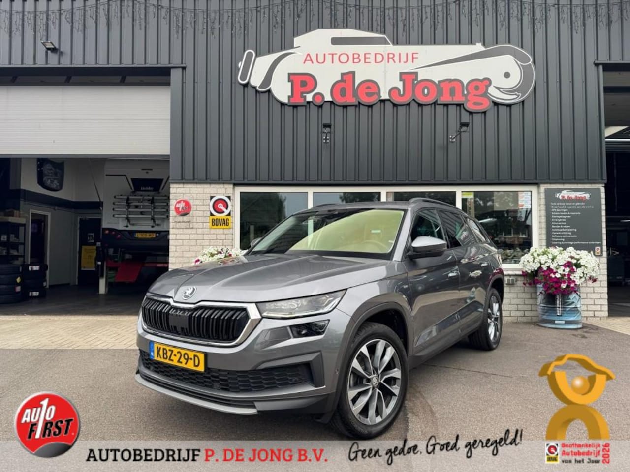 Skoda Kodiaq - 1.5 TSI TOUR editie Carplay Stoelverwarming Deurbeschermers ACC Zonnescherm erg vol! - AutoWereld.nl