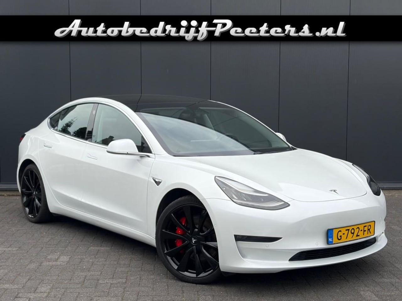 Tesla Model 3 - Performance 462pk AWD 75 kWh 1e eigenaar Pano Leder LED 20inch - AutoWereld.nl