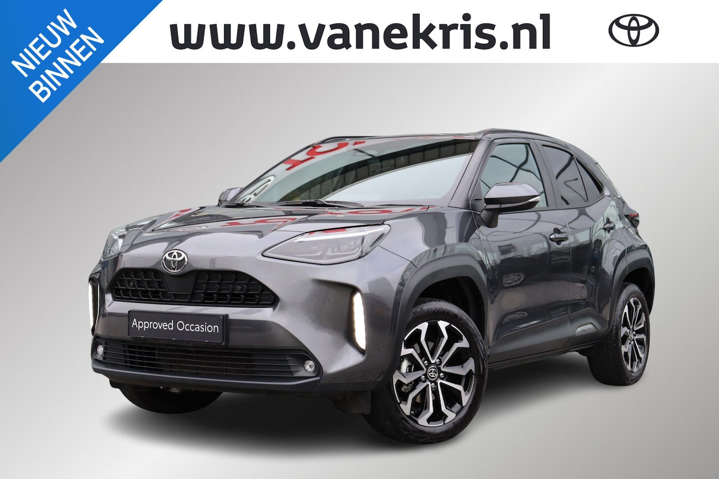 Toyota Yaris Cross - 1.5 Hybrid 115 Dynamic Limited, Parkeersensoren, Stuurverwarming - AutoWereld.nl