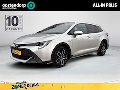 Toyota Corolla Touring Sports - 1.8 Hybrid Trek | Parkeer sensoren | Navigatie | Carplay / Android auto |