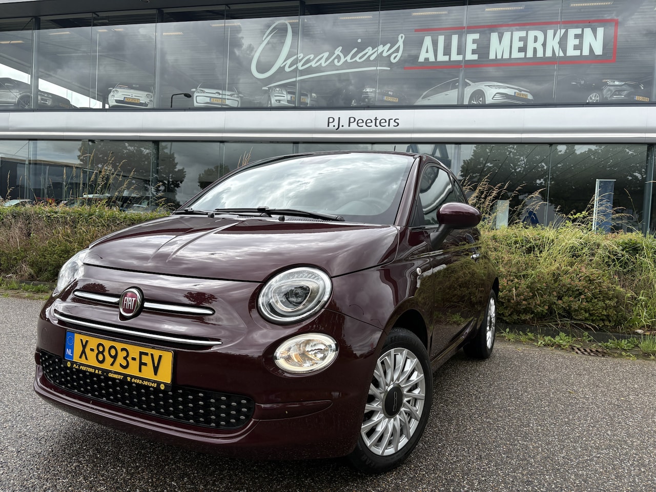 Fiat 500 - 1.2 lounge Airco - Apple carplay - Navigatie - Parkeersensoren achter - Licht metalen velg - AutoWereld.nl