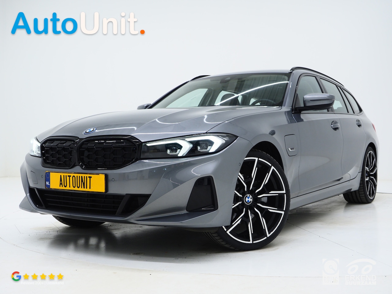 BMW 3-serie Touring - 320e LCI Shadow Line | Nieuw Model | Keyless | Camera | Dodehoekdetectie | Widescreen | Ca - AutoWereld.nl