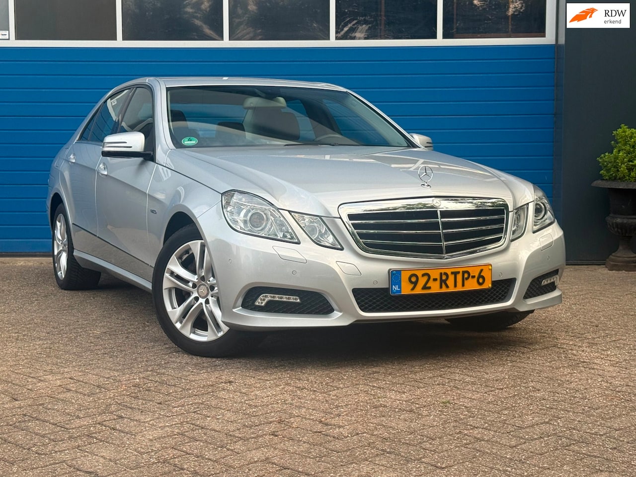 Mercedes-Benz E-klasse - 250 CGI Business Class Avantgarde|Automaat|Navi.|Climate - AutoWereld.nl