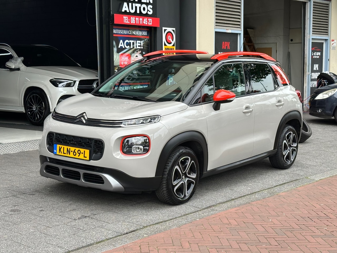 Citroën C3 Aircross - 1.2 PureTech S&S Shine Automaat Clima - AutoWereld.nl