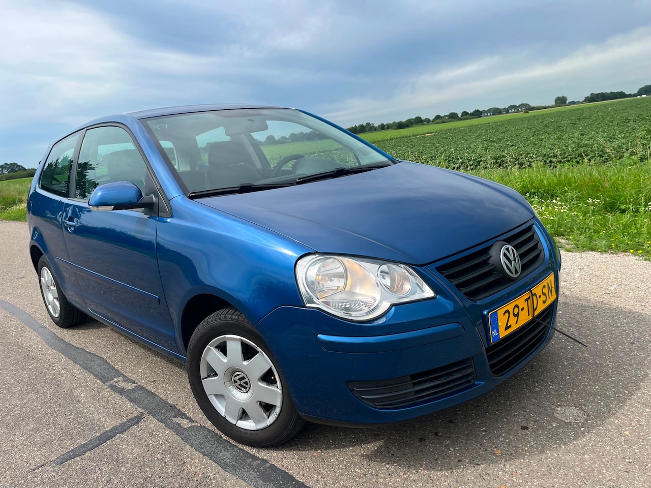 Volkswagen Polo - 1.4-16V Comfortline / 60.000km nap - AutoWereld.nl