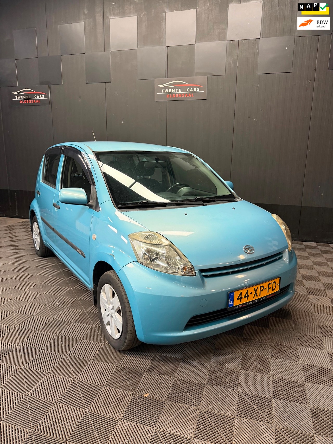 Daihatsu Sirion 2 - 1.3-16V Comfort | Carplay | Nieuwe APK | - AutoWereld.nl