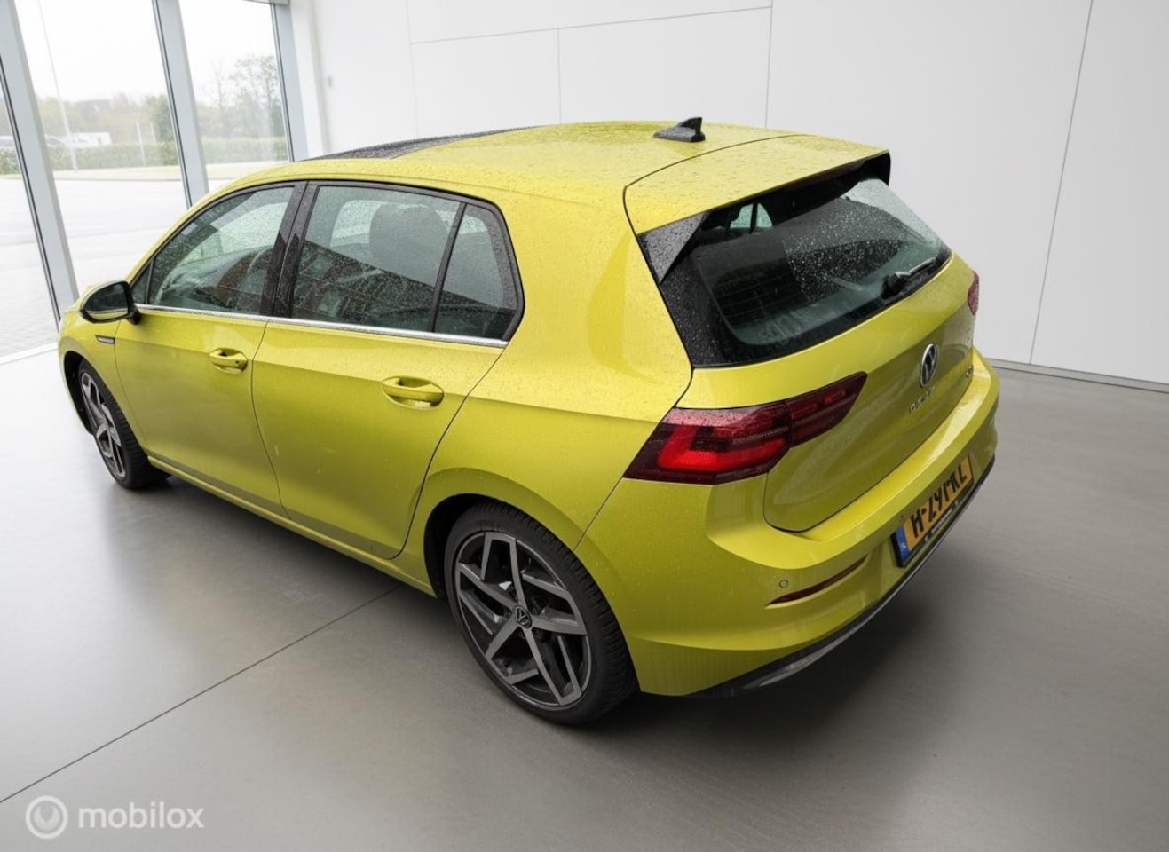Volkswagen Golf - 1.5 eTSI Style Ad Cruise|Navi|Pano|Led - AutoWereld.nl