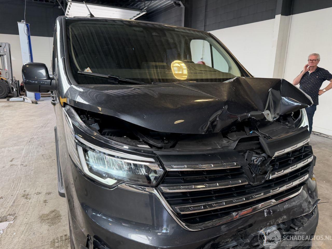 Renault Trafic - 2.0 L2H1 Extra DC 36.000 NAP!