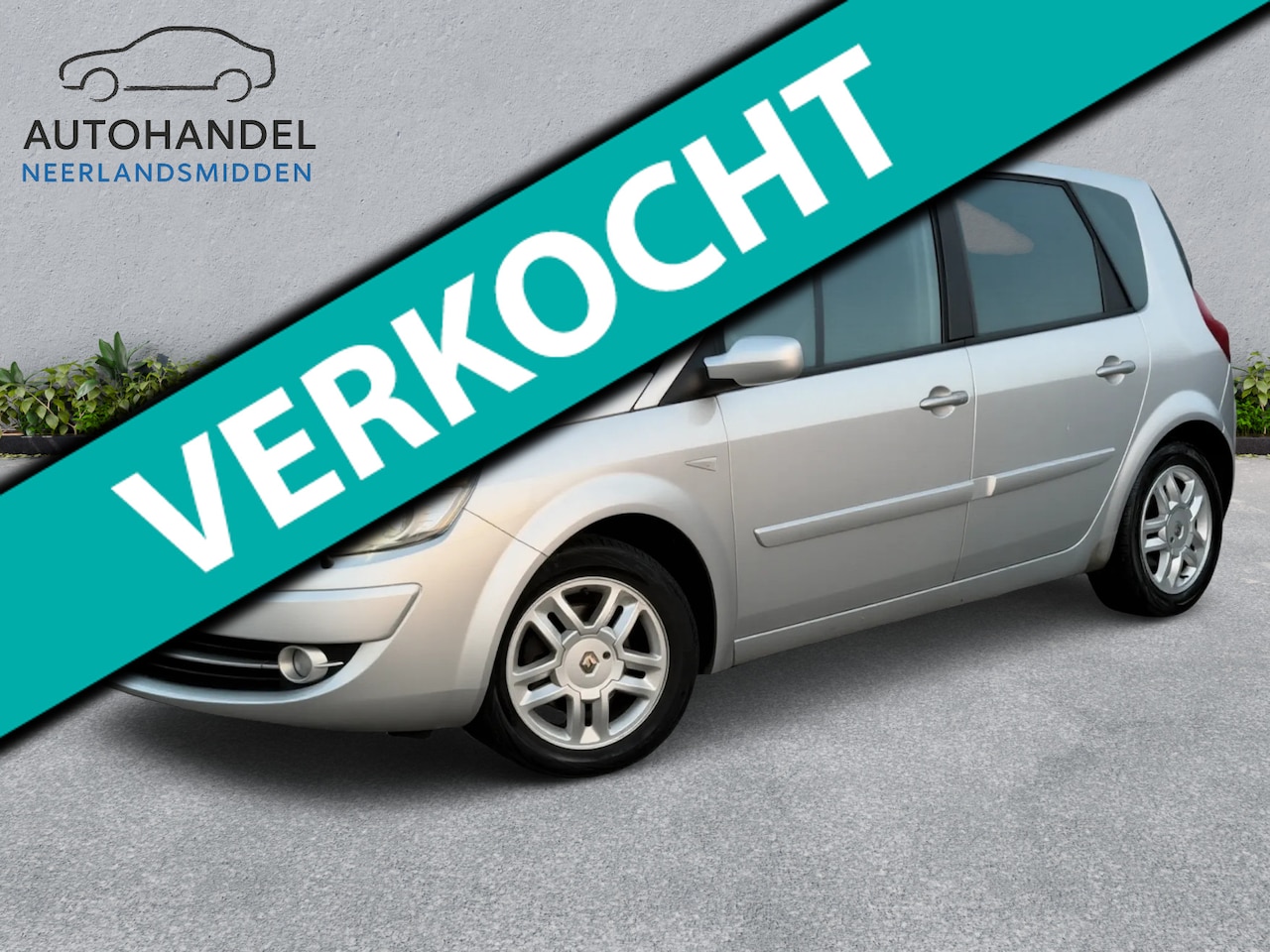 Renault Scénic - 1.6-16V Tech Line airco navi trekhaak automaat - AutoWereld.nl
