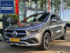 Mercedes-Benz GLA-Klasse - 250 e AUTOMAAT | SOH 96, 71% | Panormadak | Climate Control | Navigatie | Parkeercamera |