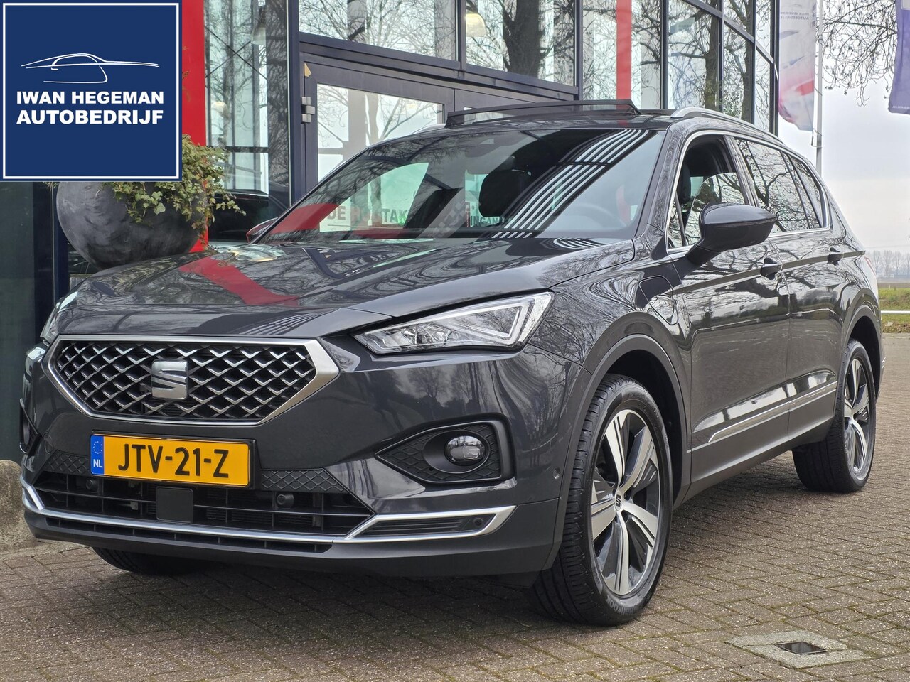 SEAT Tarraco - 1.4 TSI e-Hybrid PHEV 245PK FR | SOH 100% | Wegkl. Trekhaak | Panodak | Leer | Navigatie | - AutoWereld.nl