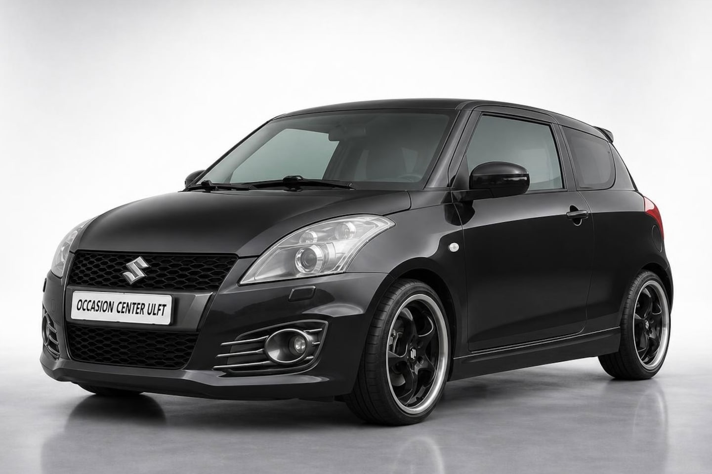Suzuki Swift - 1.6 SPORT / ECC / KEYLESS GO / XENON ... - AutoWereld.nl