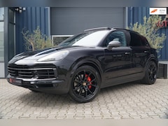 Porsche Cayenne - 3.0 E-Hybrid PANO|TREKHAAK|LUCHTVERING