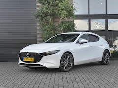 Mazda 3 - 3 2.0 e-SkyActiv-X M Hybrid 180 Luxury Leer Bose Navi Camera Trekhaak 18 inch